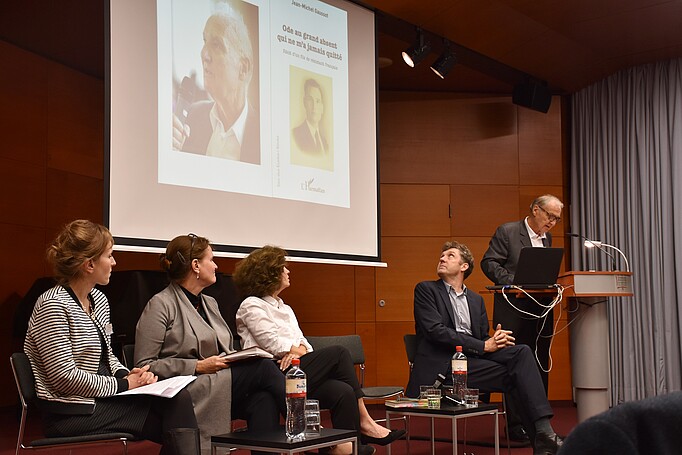 Lecture et discussion à la Staats- und Universitätsbibliotek