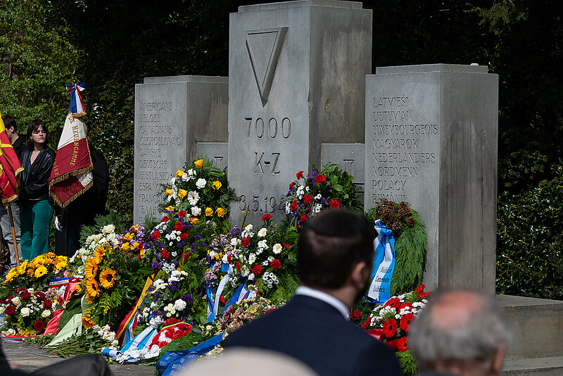 Commoration Report on the commoration of the 77th anniversary of liberation