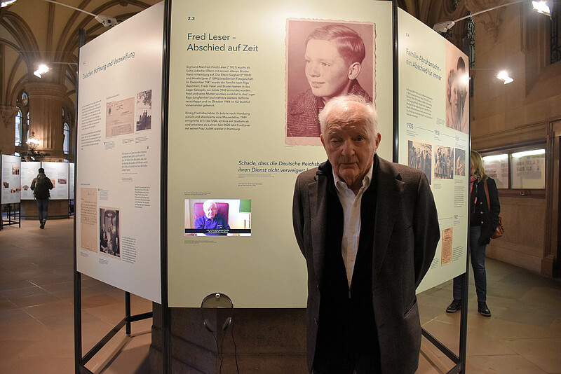 Exhibition in Hamburg City Hall: 